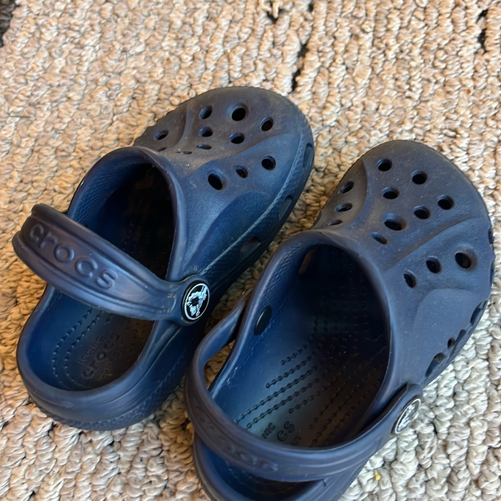Crocs size 8 kids